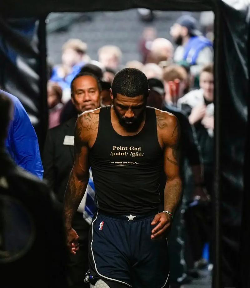 沃尔夫斯堡vs弗赖堡：埃里克森、马耶尔首发，金特尔、霍勒出战（沃尔夫斯堡对阵弗赖堡：埃里克森、马耶尔首发，金特尔、霍勒披挂上阵）