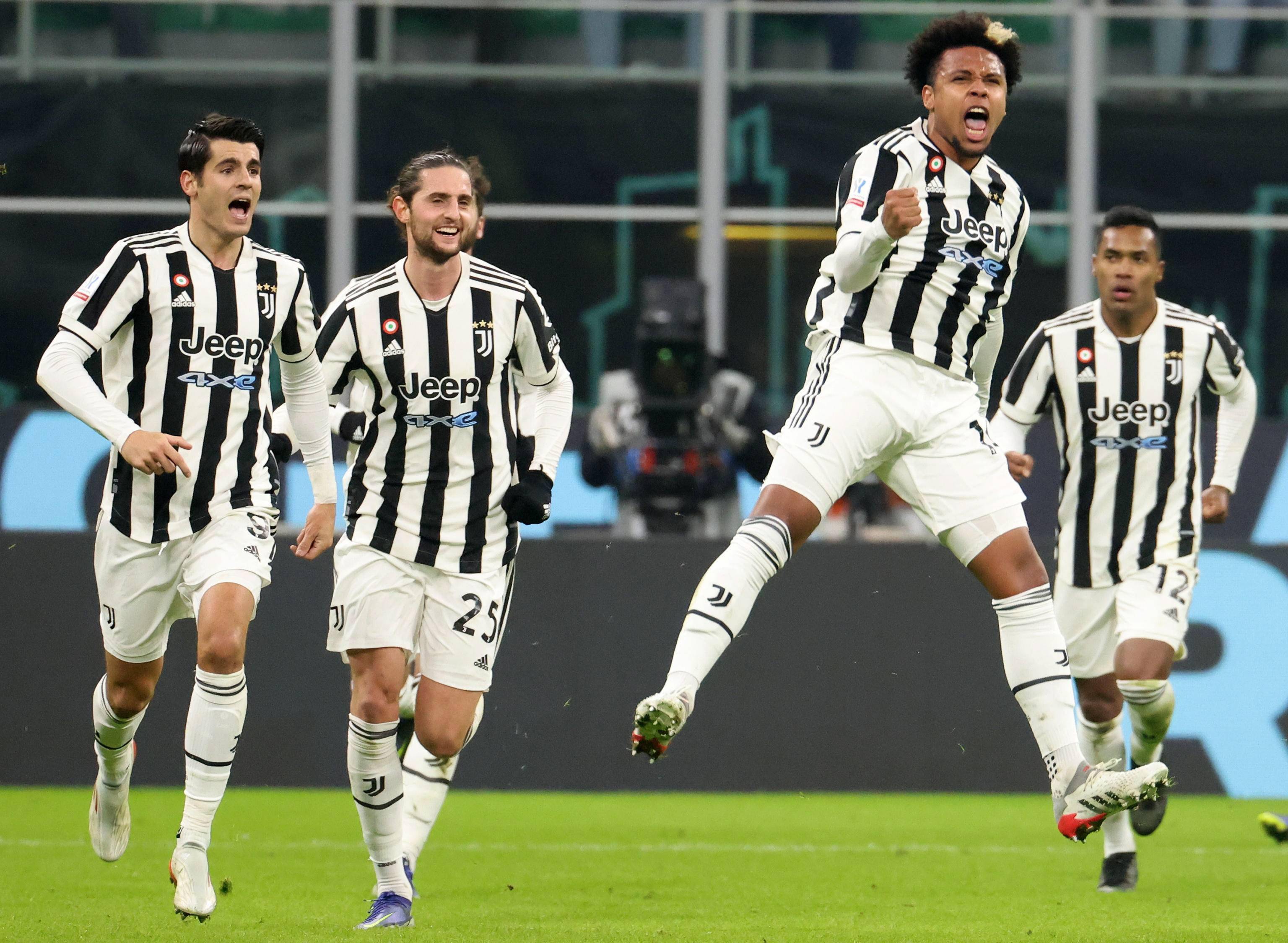 科贝记者：皇马仍在尝试续约维尼修斯，并认为他拥有非凡未来（科贝记者：皇马正推进维尼修斯续约，深信其未来无可限量）