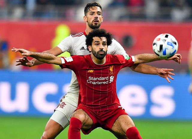 尼克·杨：林书豪训练中曾被科比训哭；后者垃圾话影响不到我（尼克·杨称科比训练时曾把林书豪骂哭；他的垃圾话对我无效）