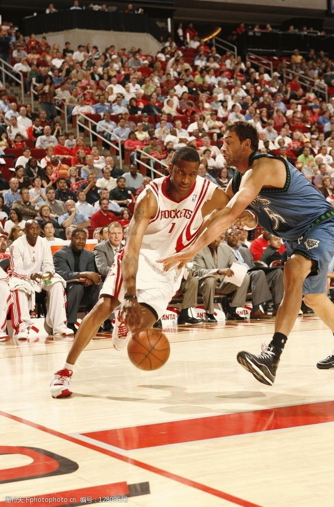 美媒：保罗不太可能签约其他球队，他在更衣室的影响力太大了（美媒：保罗大概率不会转投他队，其更衣室号召力难以替代）