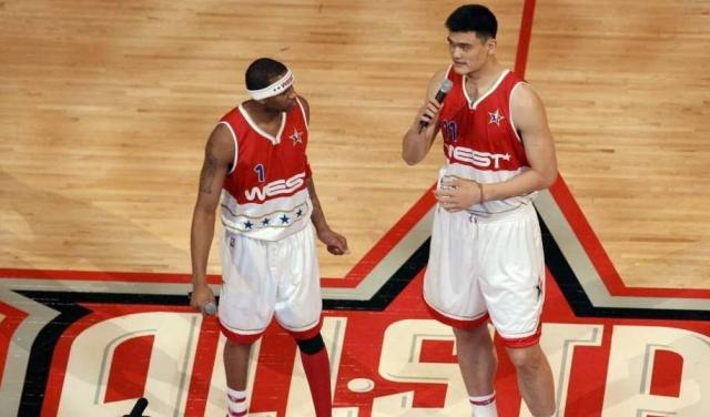 足球报：海港有意杨希，徐彬留洋仍存不确定，西海岸资金有困（足球报：海港有意引进杨希，徐彬留洋前景未明，西海岸资金紧张）