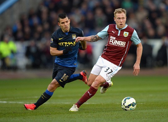 福克斯：哈珀和卡斯尔非常无私，我们还有更大的目标要去实现（福克斯称赞哈珀与卡斯尔的无私：我们瞄准更高目标）