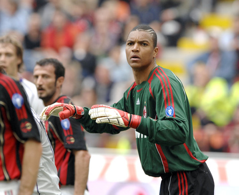 布乌卡：确诊糖尿病后崩溃了；刚去切尔西没几天就失去意识（布乌卡：确诊糖尿病后情绪崩溃，加盟切尔西数日便曾昏厥）