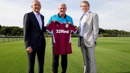 施洛特贝克：当灯光亮起、多特的主场沸腾时，我们很难被击败（施洛特贝克：灯光点亮、主场沸腾之时，多特几乎无人可挡）