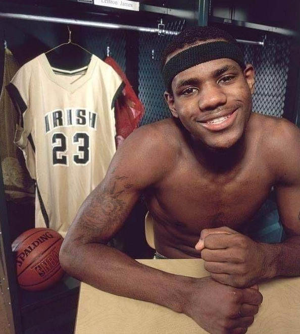 巴尔德吉：我在巴萨很开心，外界的传闻不会让我分心（巴尔德吉表示在巴萨非常开心，不会被外界传闻影响）