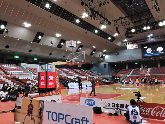 足球欧洲媒体评最佳11人阵容，无人争议（欧洲媒体评出足球最佳11人阵容，一致认可）