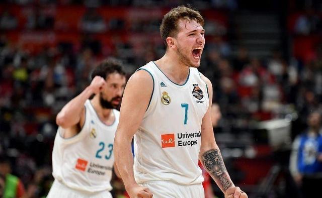 布斯克茨和阿尔巴结束球员生涯，巴萨官方发文祝福（布斯克茨、阿尔巴宣布退役，巴萨官方发文送上祝福）