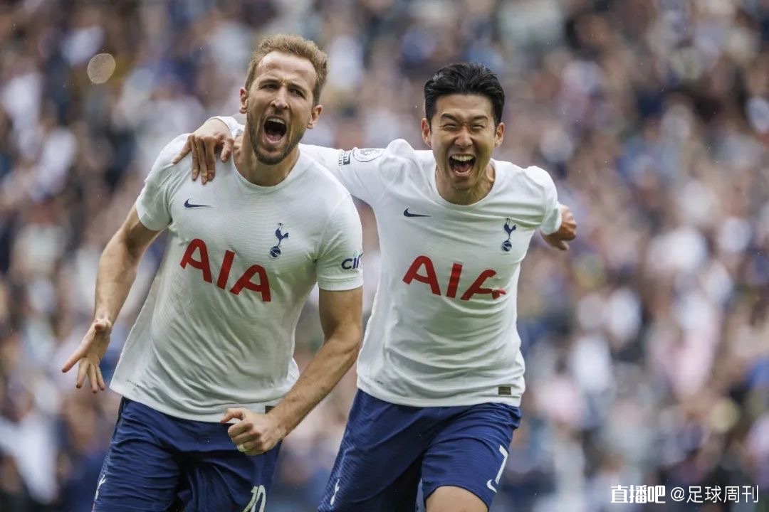 高炮台发威！唐斯反击快下 弧顶追身三分一箭穿心（高炮轰鸣！唐斯快攻跟进，弧顶追身三分一箭穿心）