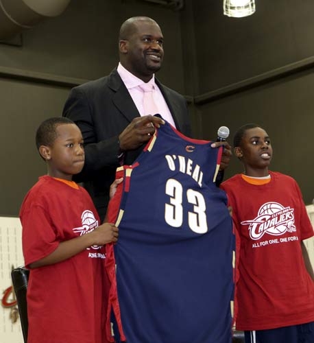 孙兴慜附体！范德文逆天一条龙！预定年度最佳（范德文化身孙兴慜，长途奔袭神迹！年度最佳在望）